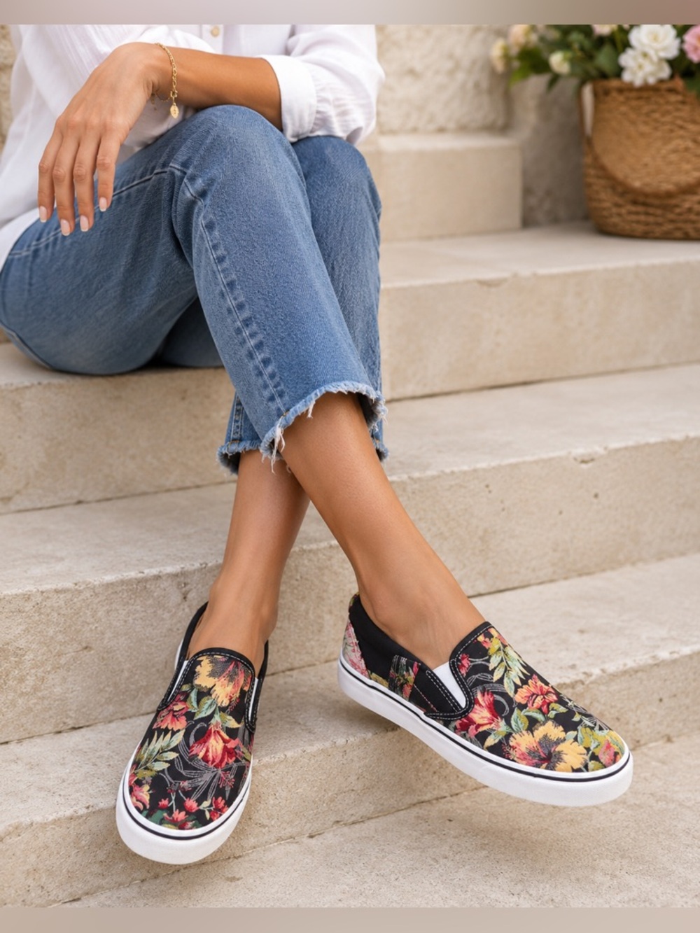 Floral Slip-On Canvas Women's Shoes